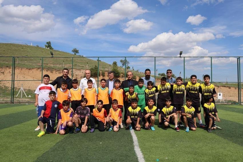 Elazığ'da bir turnuvadan daha fazlası var! İlkokullar arası büyük ilgi gördü