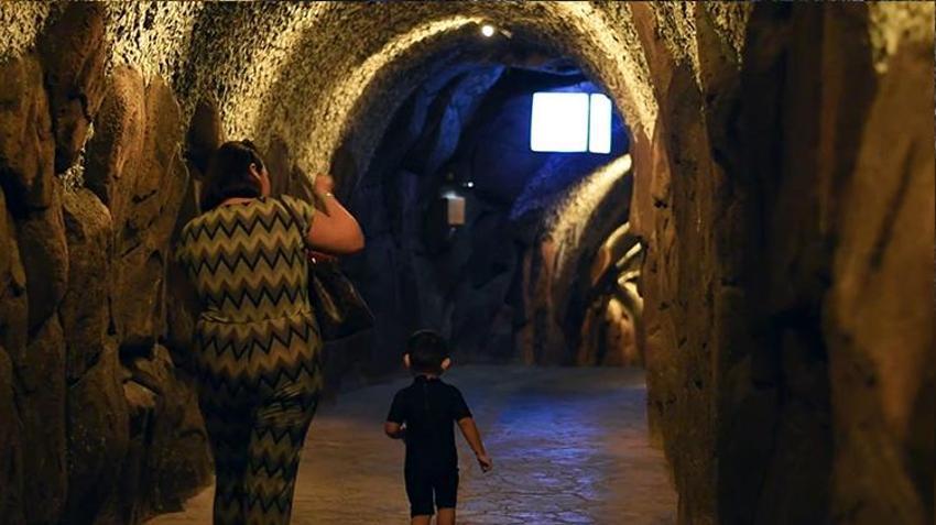 Antalya'da 5 yıldızlı otelde gizli tünel rezaleti! Müşterilerin hepsine yapmışlar, skandal görüntüler ortaya çıktı