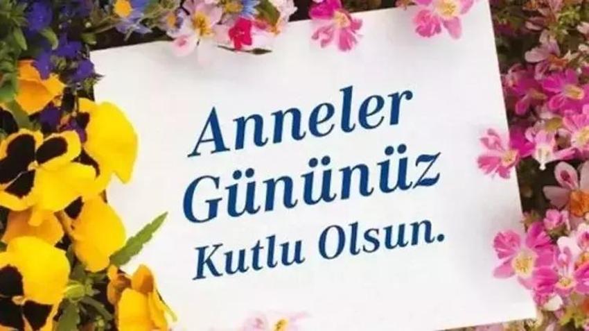 Anne yarısı teyzeler için resimli Anneler Günü mesajları: Duygusal Anneler günü sözleri