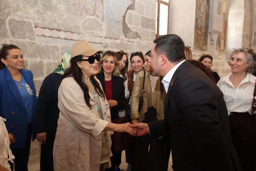 'Mahpus' filminin tarihi mekanı yeniden canlandı: Türkan Şoray'dan anlamlı ziyaret