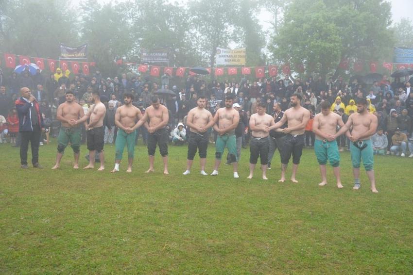 Sinop'ta Karakucak güreş coşkusu başladı
