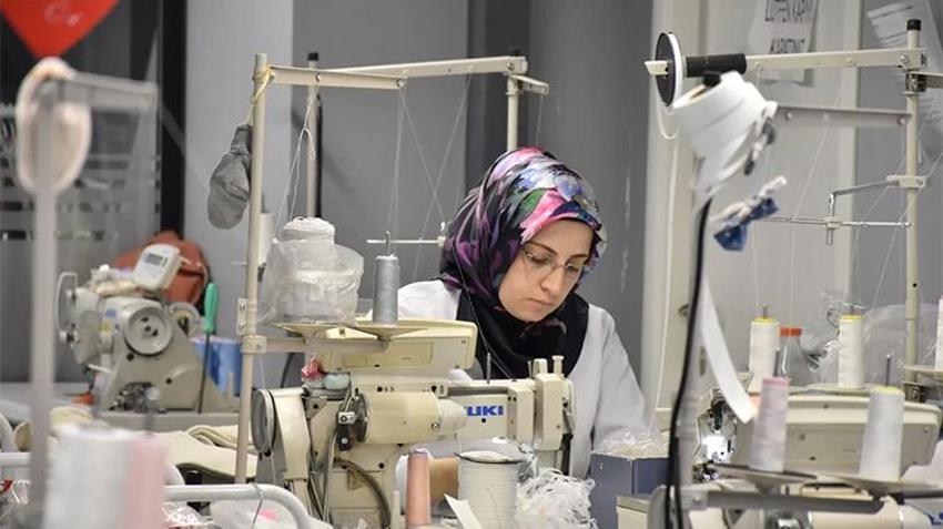 Kızı üşümesin diye üretime başladı, şimdi 4 ülkeye satış yapıyor 