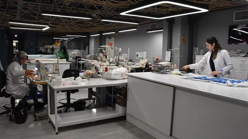 Kızı üşümesin diye üretime başladı, şimdi 4 ülkeye satış yapıyor 