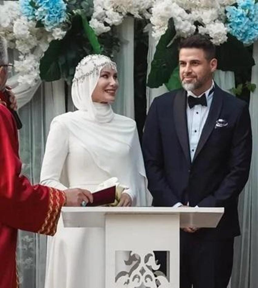 Reshad Strik'ten eşi Gamze Özçelik için aşk dolu sözler!