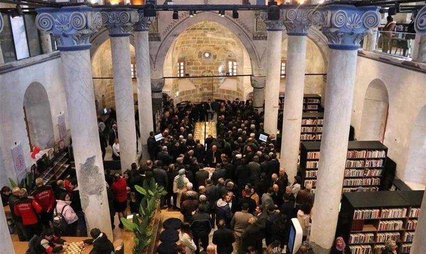 İki asırlık kilise Adana'nın yeni kütüphanesi oldu