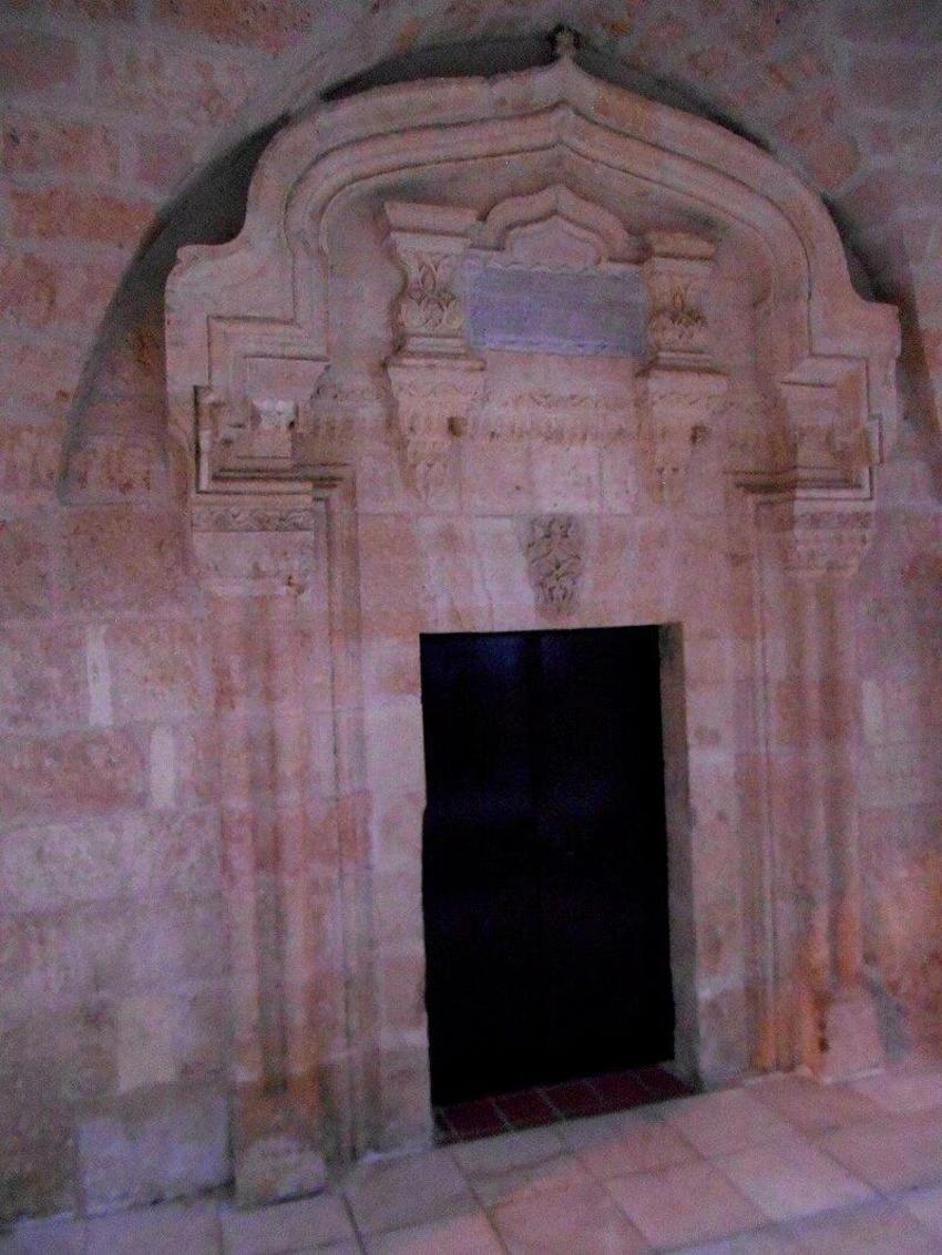 İki asırlık kilise Adana'nın yeni kütüphanesi oldu