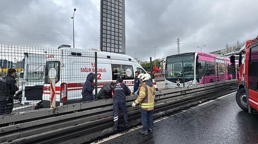 Metrobüs alarm veriyor! Yoğun kazaların sebebi eski araçlar mı dikkatsiz sürücüler mi? Kilometreleri 2 milyonu geçti