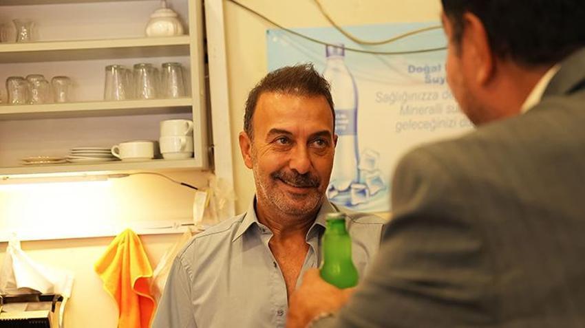 ‘Sıcak Büfe’ setinin divası Hakan Yılmaz! komedi darbesine hazır olun!