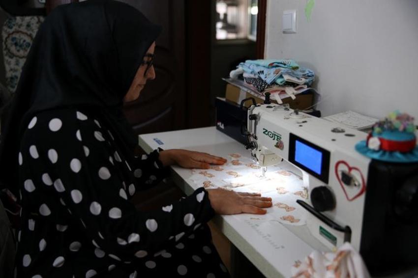 Hastalık onu durdurmadı, bu işle altın madeni bulmuş gibi oldu! Paylaşır paylaşmaz satın alıyorlar