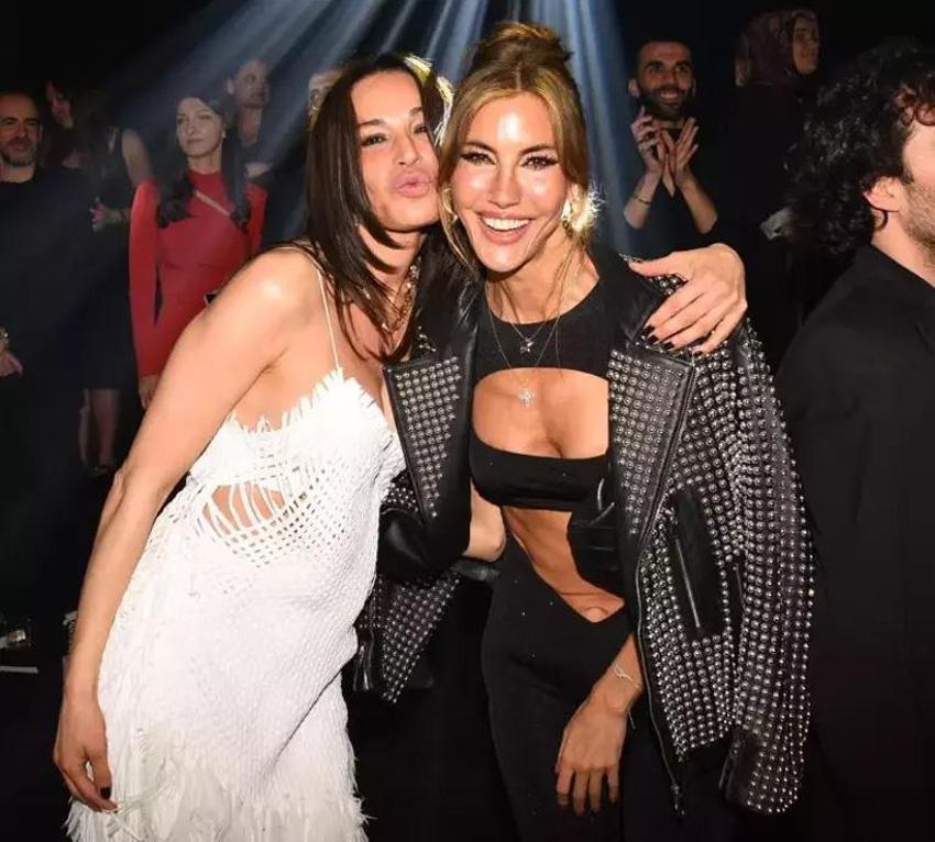 Podyumların kraliçeleri yıllara meydan okudu! Çağla Şıkel ve Güzide Duran'ın fiziği göz kamaştırdı!