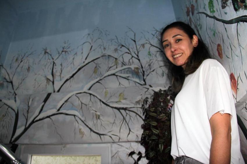 Atölye işletmeye başlayan kadın fındığı duvara resmetti! Giresun'da 12 ay tabloya dönüştü
