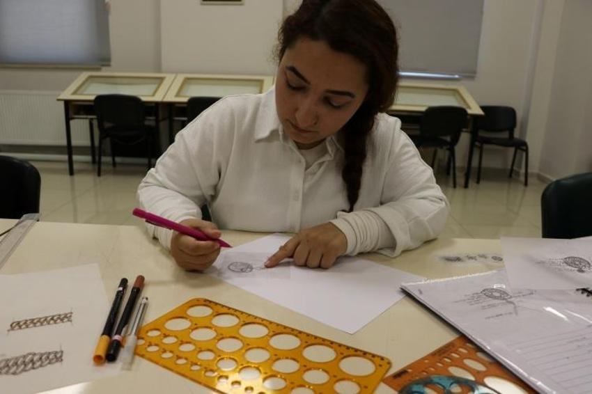 Hazine kolye, küpe ve broşta yaşayacak! Kahramanmaraş'ta çalışmaya başladı