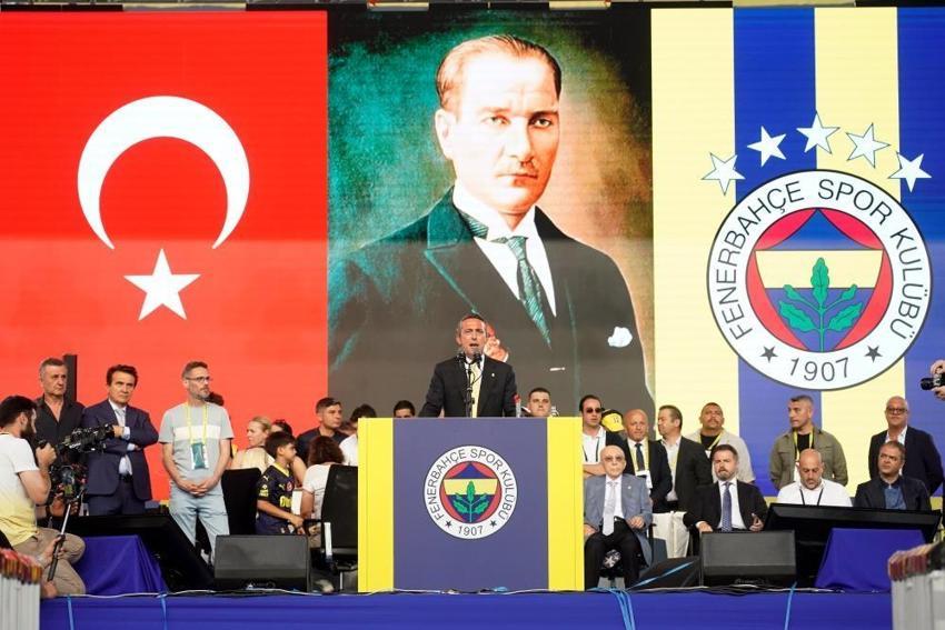 Mahmut Uslu canlı yayında patladı: Ali Koç beceremedin, git! Başkan adayıyım