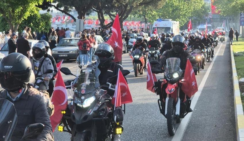 En ilginç 19 Mayıs gösterisi: Etiyopya'dan gelip 19 Mayıs'ı kutladılar!