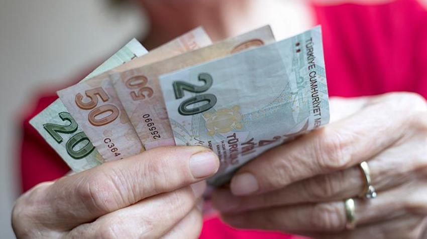 Emekli aylıklarına ve memur maaşlarına zam! Yeni tablo belli oldu, işte son rakamlar