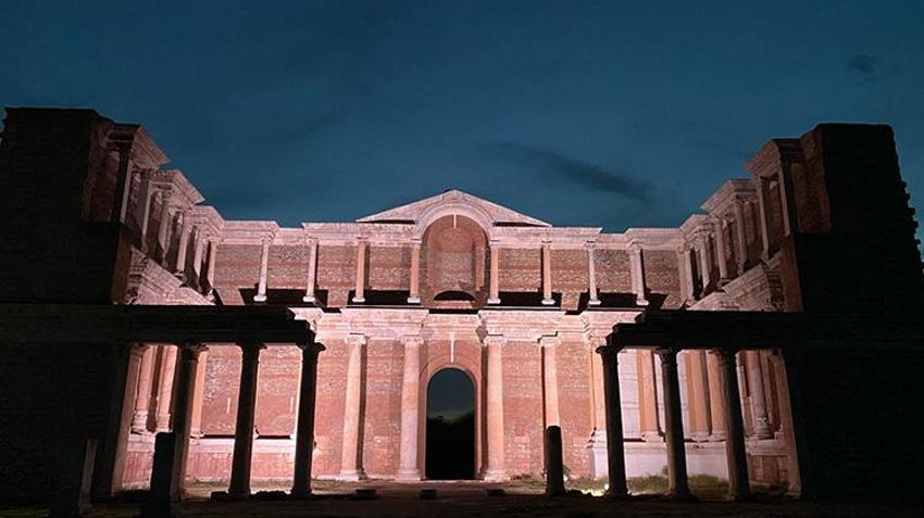 Müzeler artık geceleri ışıl ışıl: Gece müzeciliği rekora koşuyor