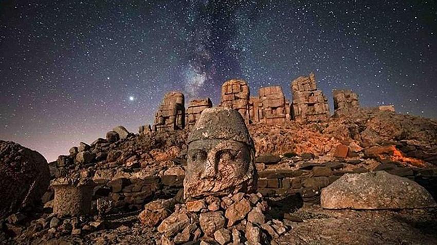 Müzeler artık geceleri ışıl ışıl: Gece müzeciliği rekora koşuyor