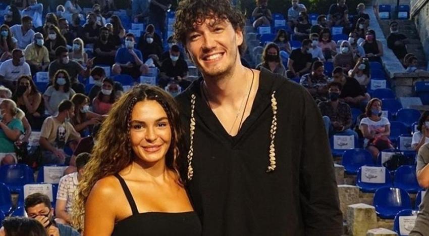 Cedi Osman eşi Ebru Şahin'e sürpriz yaptı!