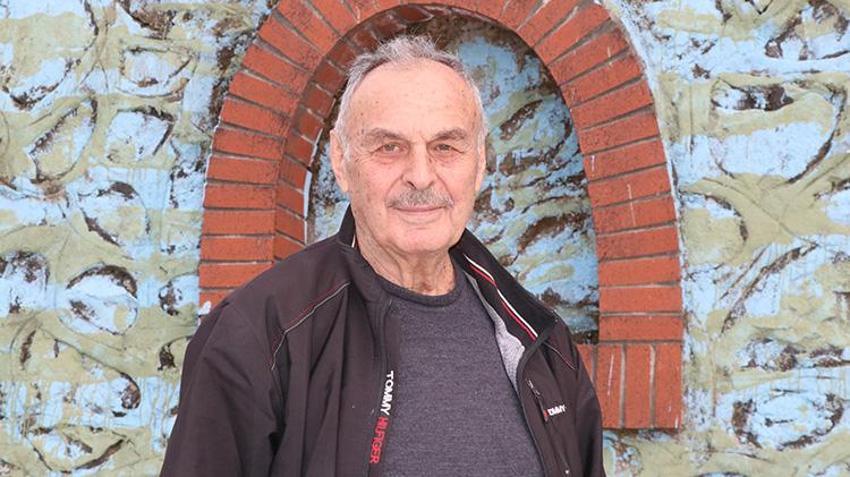 Rize'de akıllara zarar görüntü: 'Gözümün önünde dursun' dediği kayığı binanın girişine astı