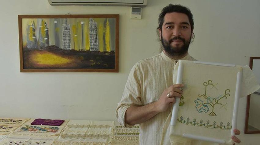 Hobi olarak başladı, kültürel mirasçısı oldu! Unutulmaya yüz tutulan nakış işlemelerini geleceğe taşıyor