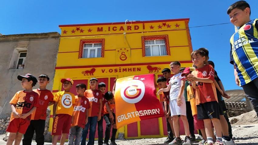 Diyarbakır'da evini sarı-kırmızıya boyatıp, Osimhen ve 5. yıldızı ekledi