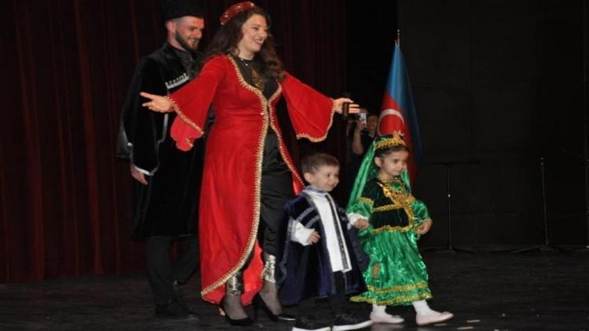Azerbaycan kültürü Kars'a taşındı! Yüzlerce kişi akın etti

