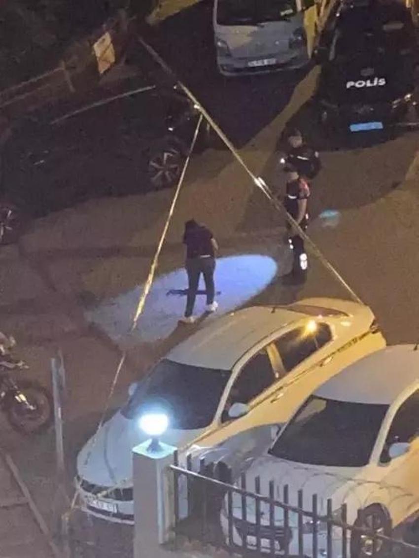 Amerikan filmi olsa yok artık deriz! Kağıthane'de kalaşnikoflu saldırı: Aracın önünü kesip...