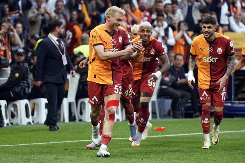 Victor Osimhen yeni takımıyla anlaştı! İlk oynayacağı maç bile belli oldu