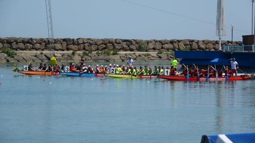 Samsun'da 'Uluslararası Su Sporları Festivali' düzenlendi