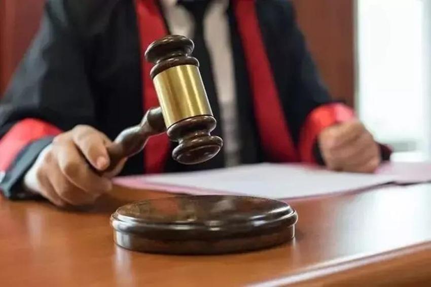 Ünlü şarkıcıya takıntılı hayran dehşeti! Hakkında karar çıktı