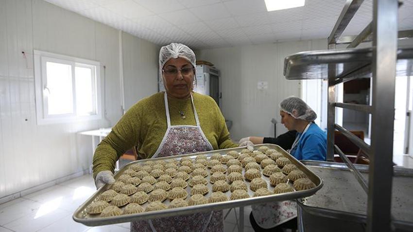 Hatay'ın depremzede kadınları umutlarını kaybetmedi! Güçlerini birleştirerek para kazanmaya başladı