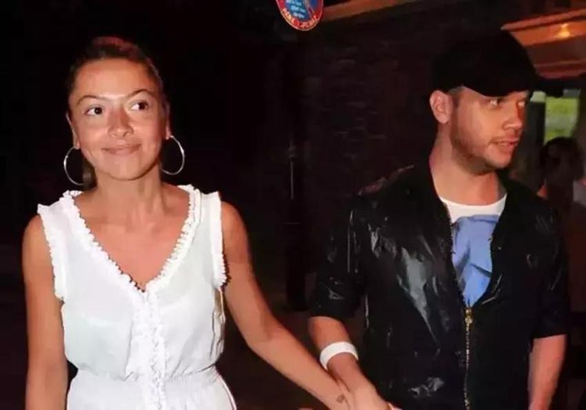 Hadise bikini şovuna Maldivler'de başladı!
