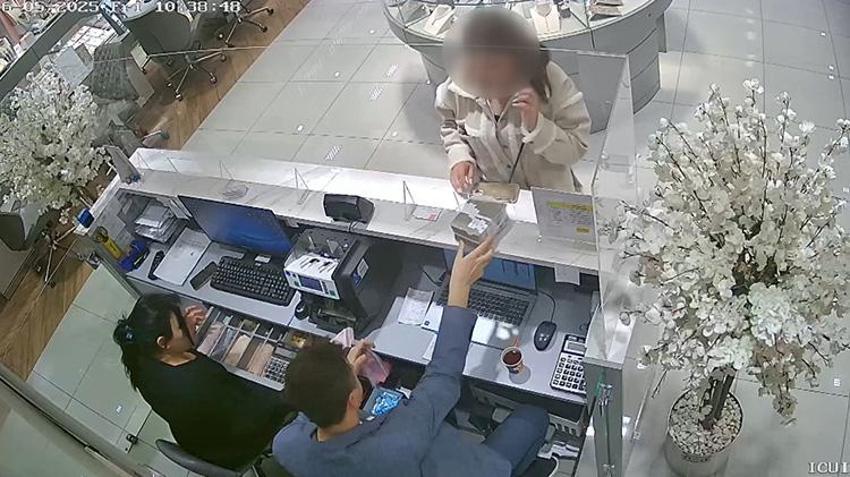 İstanbul'un kuyumcuları bu kadının peşinde! Sattığı altın sahte değil, eritilince gerçek ortaya çıktı