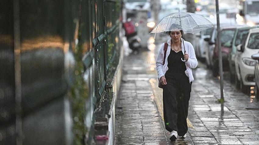 Türkiye genelinde kuvvetli yağış ve fırtına uyarısı: 38 il için sarı kod verildi! Hafta boyunca sürecek! İstanbul'da trafik felç oldu