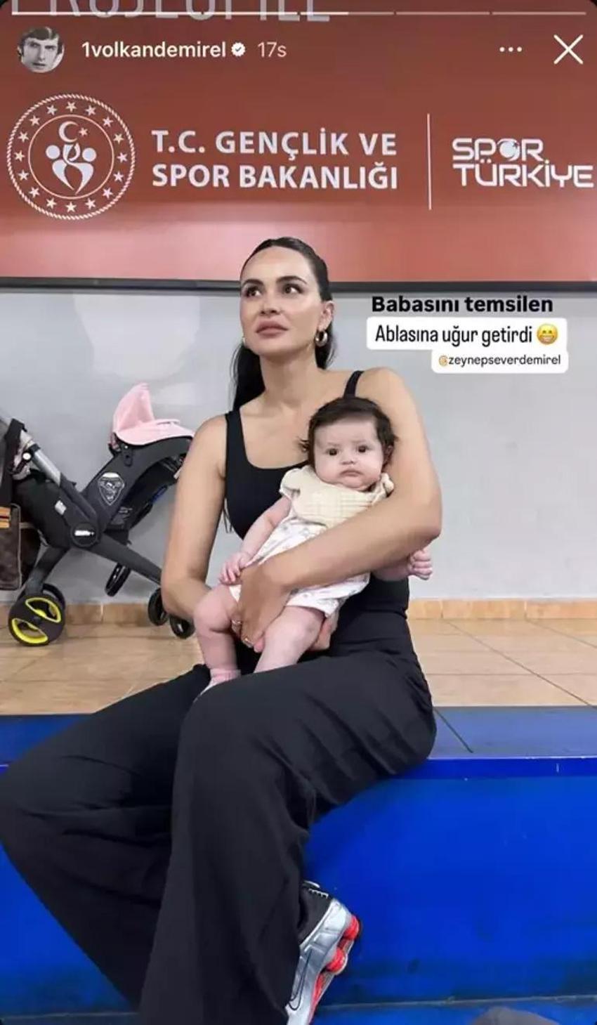 Yasmin bebek ablasının maçında uğur getirdi: Volkan Demirel, minik kızının son halini paylaştı