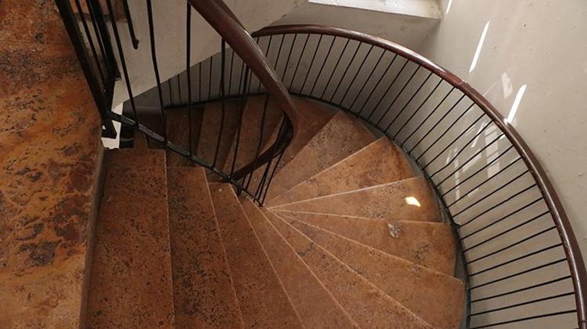 67 yıldır tek bir çivi bile çakılmadı! Celal Bayar ve Adnan Menderes'in bile hayran kaldığı apartman zamana meydan okuyor