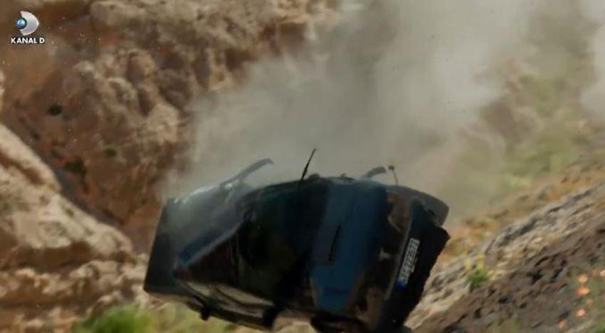 Araba uçurumdan yuvarlandı ve alev aldı! Alya oğlunu kanlar içinde buldu