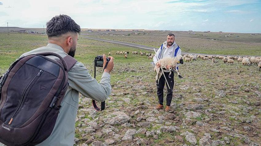 Diyarbakır'ın saklı güzelliklerini koyun güderken keşfetti! Her şey 2 yıl önce aldığı kararla değişti