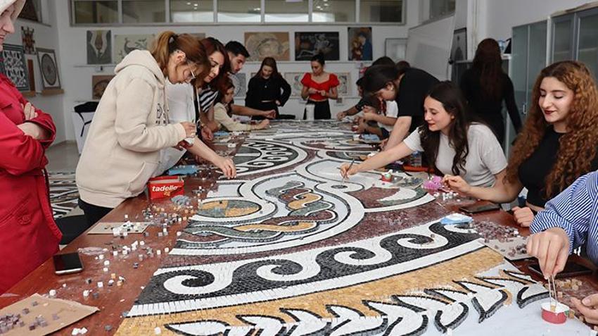 Amasya'da öğrenciler zoru başardı! Bin 800 yıllık sırrın peşine takıldılar ve ortaya bu manzara çıktı