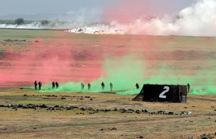 Kayseri'de nefes kesen anlar! Mehmetçik 'Erciyes 2025 Tatbikatı'nı başarıyla tamamladı