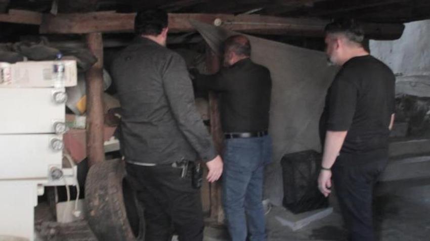 Tam 30 metrelik define tüneli! Çıkmaz sokakta planlamışlar, muhtara gidince gerçek ortaya çıktı