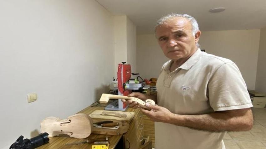Annesinin altınlarını bozdurdu! Emekli olunca hayatında iz bıraktı

