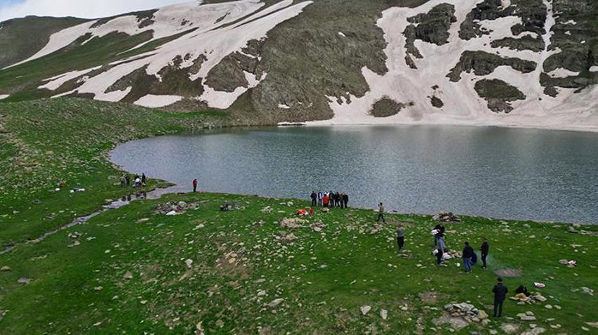 Doğaseverlerin gözdesi oldu! Şırnak, Hakkari, Van üçgeninde bir doğa harikası: Faraşin Yaylası keşfedilmeyi bekliyor!