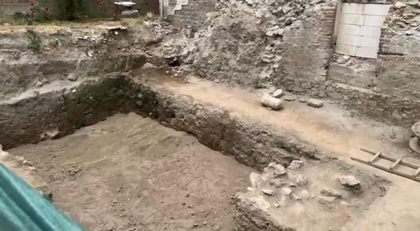 Dünyada ilk kez görüldü, Bursa'da evin odasında keşfedildi! Sırrı bilinmiyor, Papa ziyarete gelecek