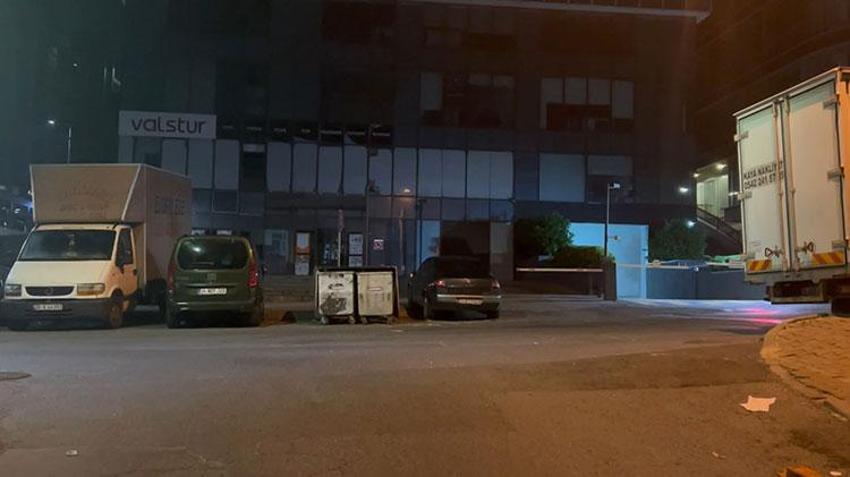 Kağıthane'de düğün salonu çıkışı cinayet: Tartışma kanlı bitti, pasaport çıkarmaya gittiği karakolda yakalandı