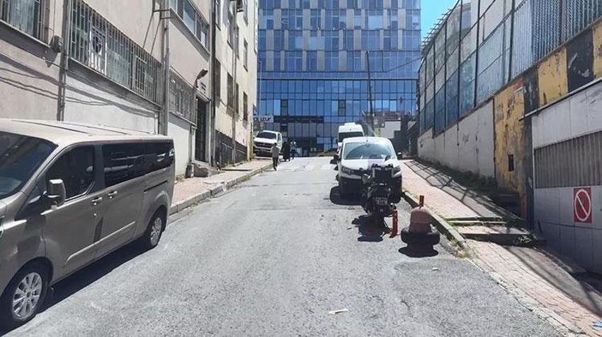 Kağıthane'de düğün salonu çıkışı cinayet: Tartışma kanlı bitti, pasaport çıkarmaya gittiği karakolda yakalandı