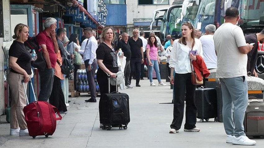 Kurban Bayramı öncesi otogarda hareketlilik başladı: Doluluk oranı yüzde 100'e ulaştı