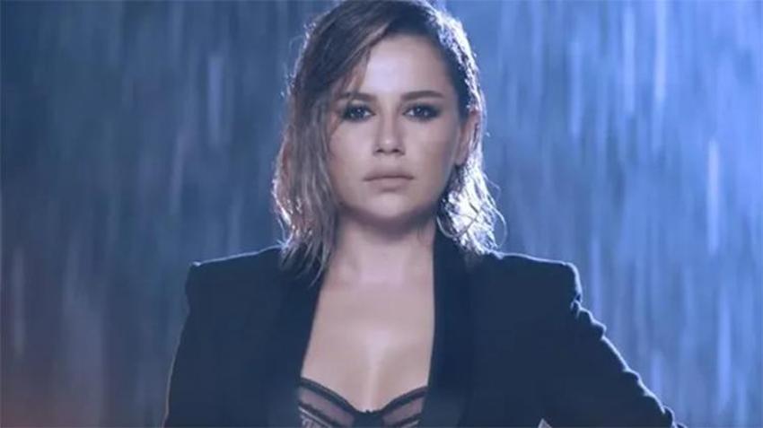 Merve Özbey'den duygulandıran paylaşım: Gittin mi şimdi cancağızım