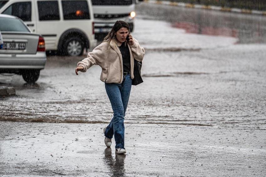Meteoroloji’den gök gürültülü sağanak yağış uyarısı! Kurban Bayramı’nda hava nasıl olacak? İşte 5 günlük hava tahmini
