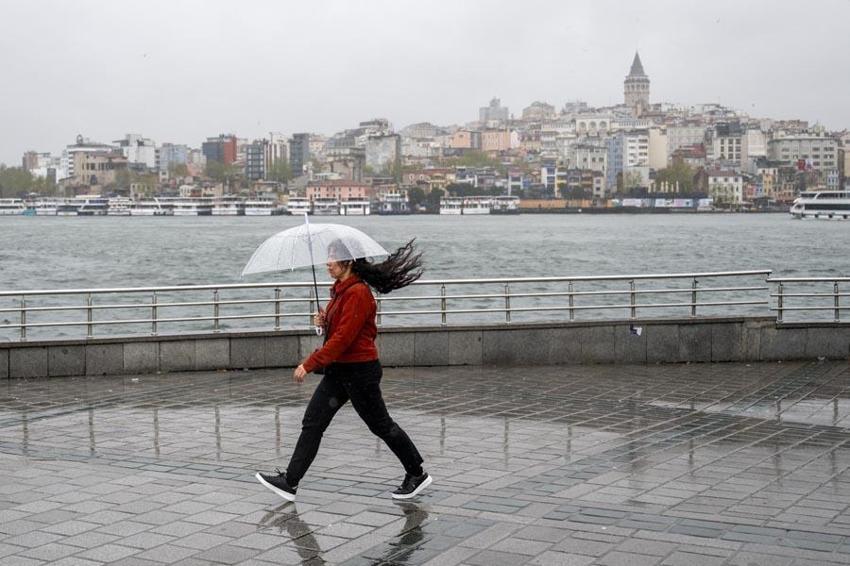 Meteoroloji’den gök gürültülü sağanak yağış uyarısı! Kurban Bayramı’nda hava nasıl olacak? İşte 5 günlük hava tahmini
